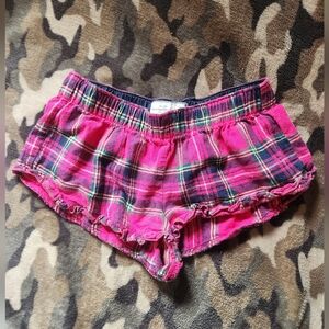 Rare Pink Plaid Ruffle Ambercrombie And Fitch Shorts Size xs